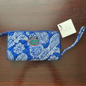 UF University of Florida Gators Wristlet Wallet by Vera Bradley NWT
